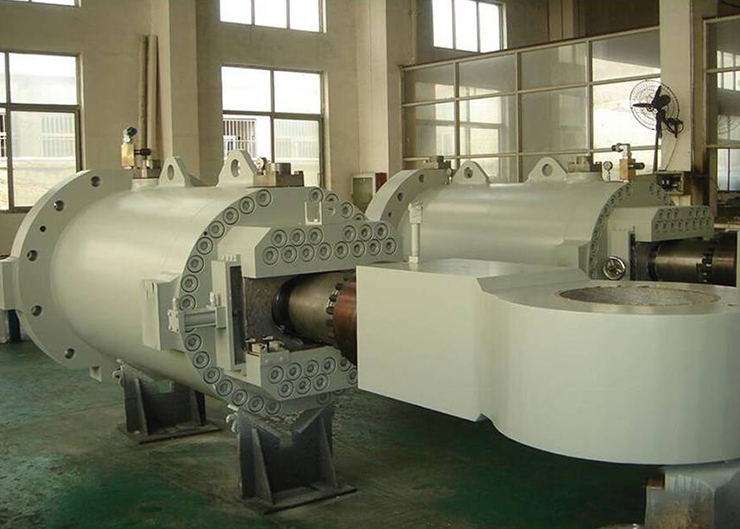 向家壩電站水輪機(jī)接力器，單機(jī)容量80萬千瓦